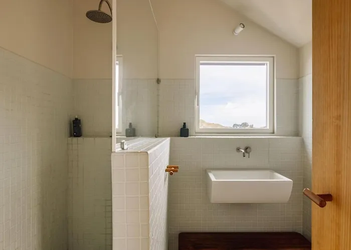 The Blue House Azores Капелаш